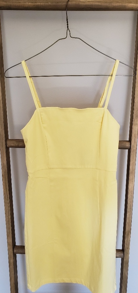 Baby yellow mini dress.